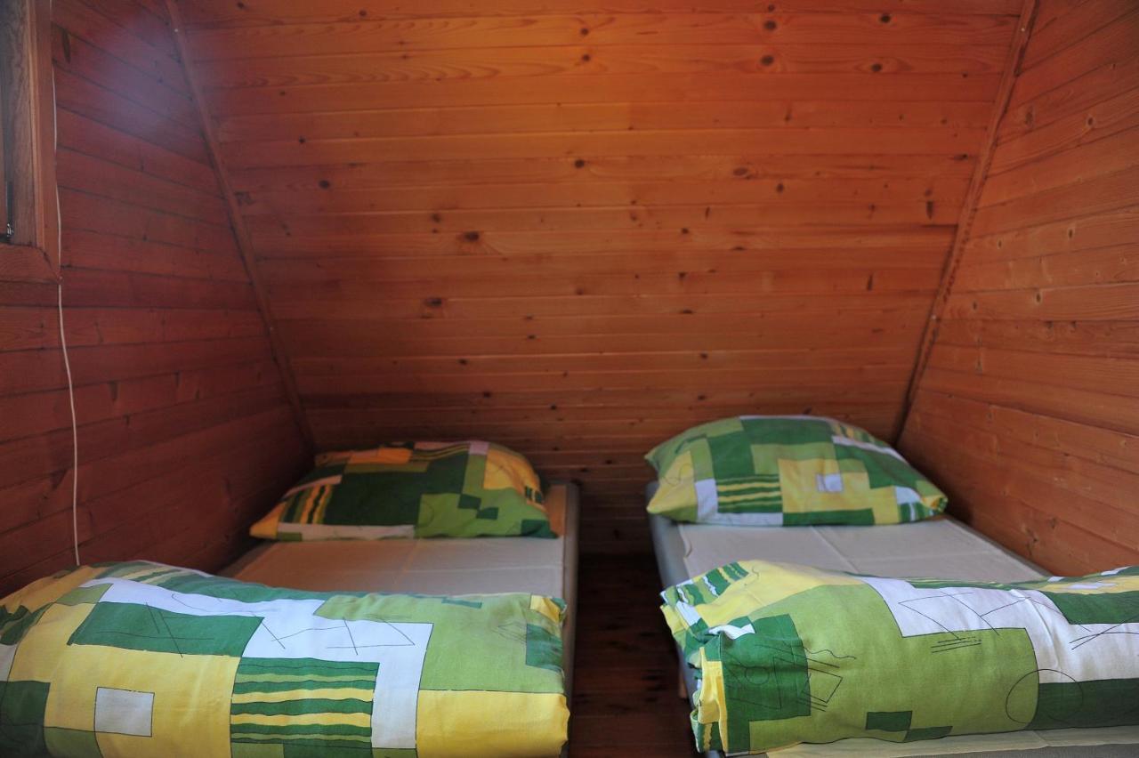 Lazur Lodge *